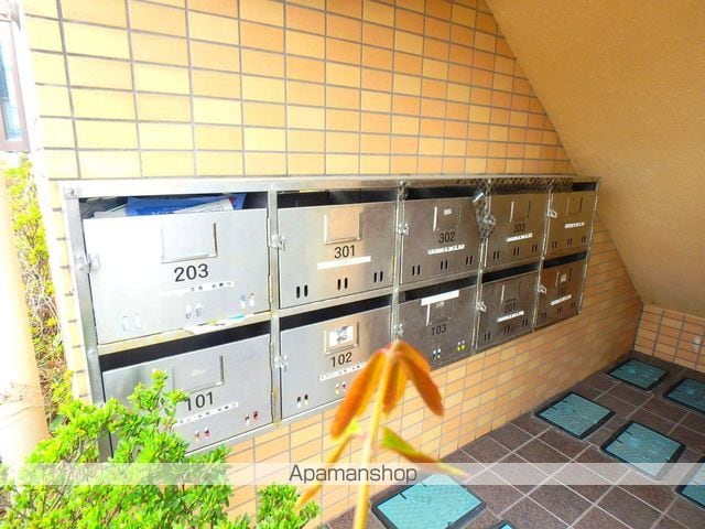 YMO.クレシェの玄関写真
