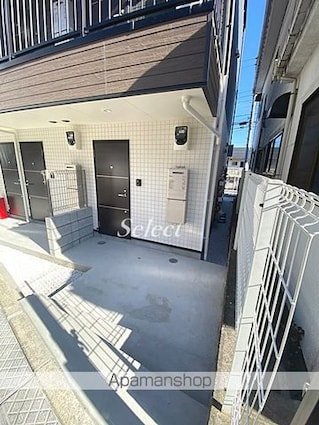 神奈川県横浜市磯子区中原４丁目[1R/18m2]のロビー