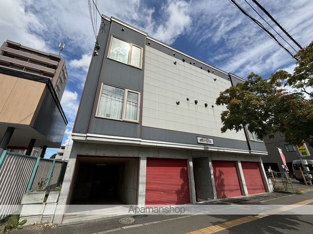 プレシャス15番館の外観写真
