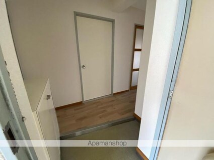 鳴瀬マンション[3DK/59.47m2]の玄関