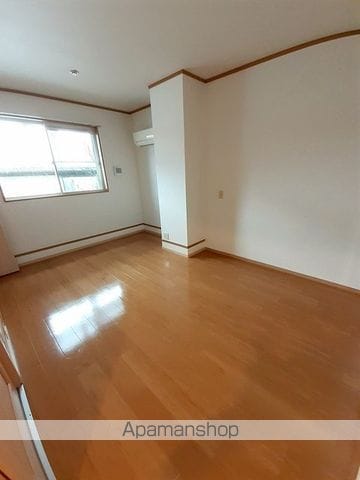 シュープリームの内装写真