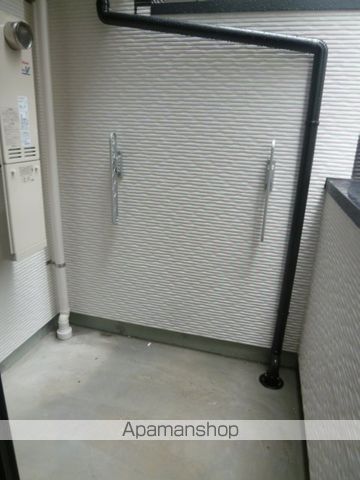 BRIQUEの内装写真