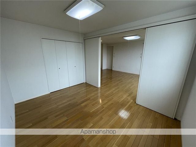 ティアラ栄町の内装写真