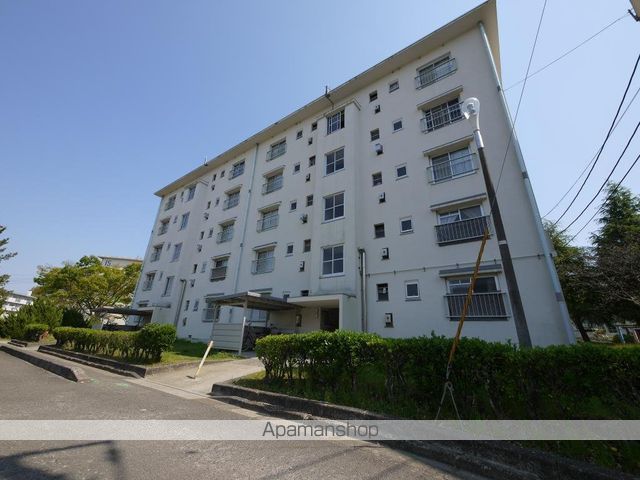 ビレッジハウス仙台鶴ケ谷五丁目2号棟の外観写真