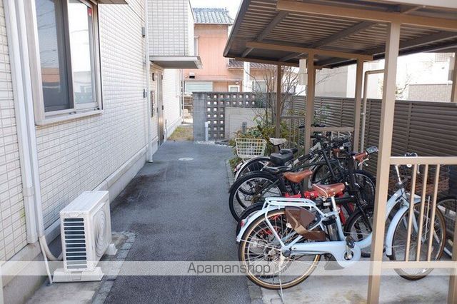 CASA TERRE B棟の内装写真