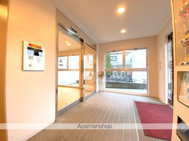 メゾンパティオ赤川の玄関写真