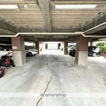 ＴＫ矢倉[2DK/51.1m2]の駐車場2