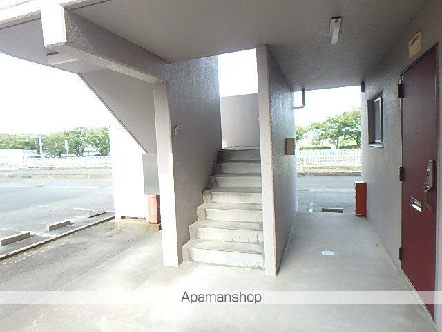 メゾンドフルールの玄関写真