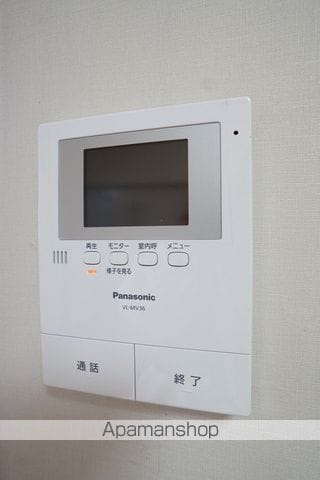 URARAIIIの内装写真