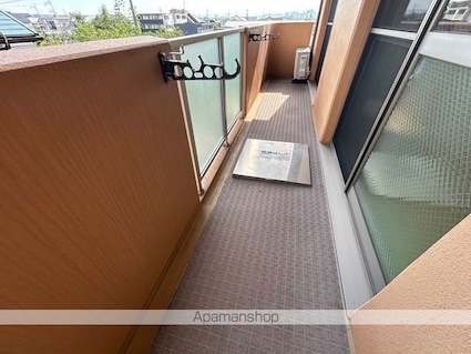 滋賀県東近江市東沖野３丁目[2LDK/55m2]のバルコニー
