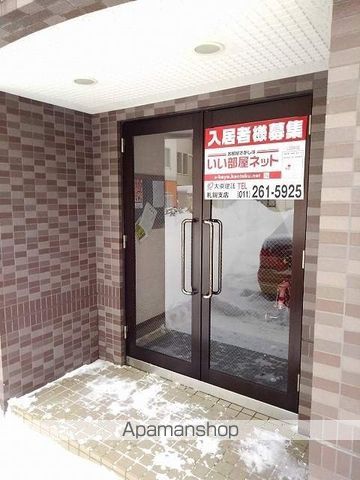 ジュネス元町の玄関写真