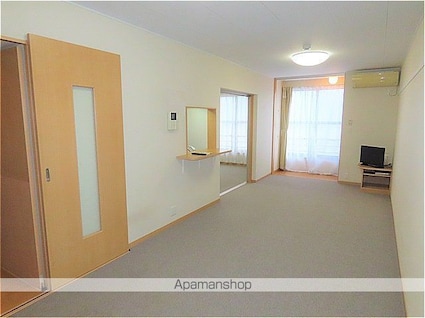 レオパレスセントラルパーク[1LDK/48.44m2]のリビング・居間