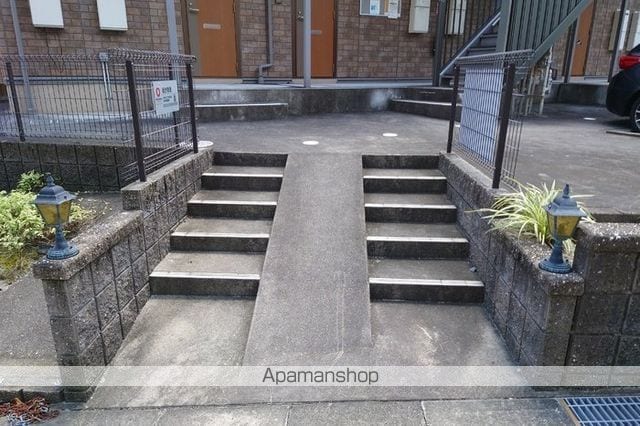 プチメゾン塩釜の玄関写真