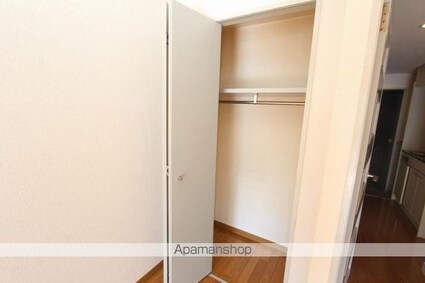 ウッドネスト中央[1K/25.39m2]の収納