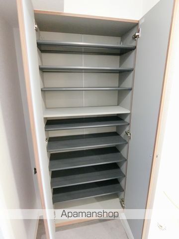 ARTIZA堺の内装写真