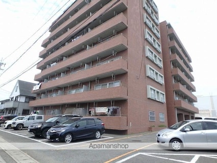 リアライズ鳴門[3LDK/63.28m2]の駐車場