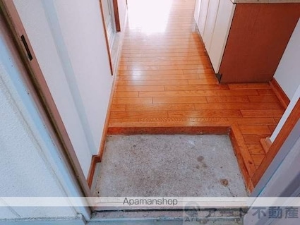 カーサジューロ[1R/16.82m2]の玄関