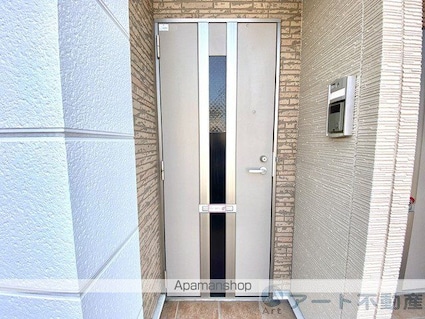 愛媛県松山市森松町[1LDK/44.9m2]のエントランス