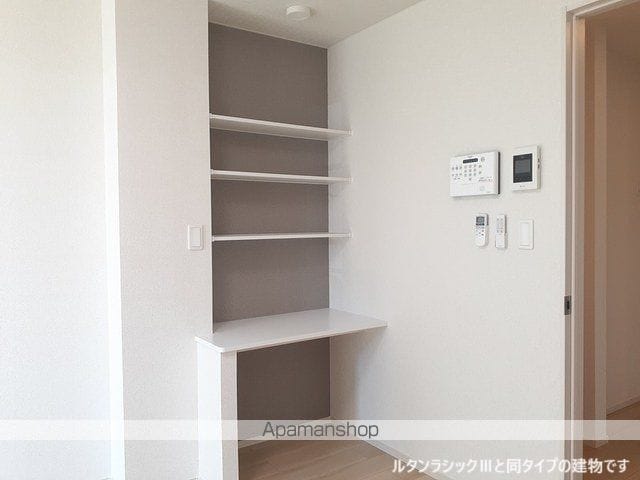 ヒカルサ甲府住吉 サウスの内装写真