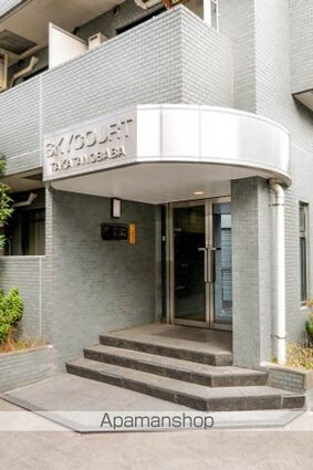 スカイコート高田馬場[1R/16.16m2]のエントランス