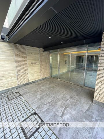 ザ・パークハビオ三軒茶屋の玄関写真