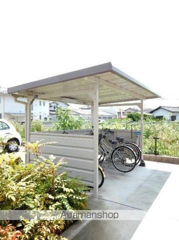 岡山市南区 2階建 築16年の外観写真