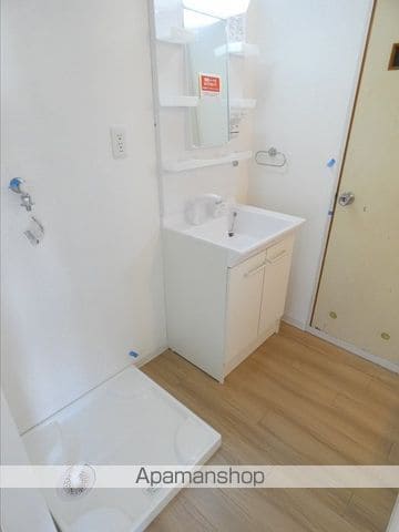 メゾン華城 A棟の内装写真