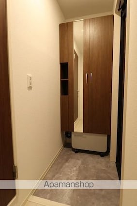 東京都中野区白鷺３丁目[1LDK/46.18m2]の玄関