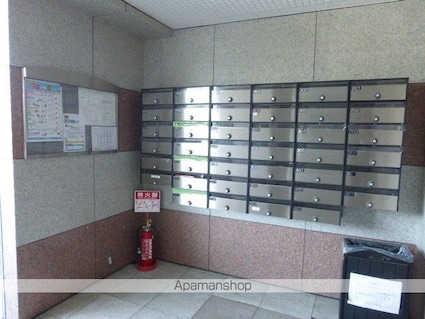 メゾンエイコー瀬田[2LDK/54m2]の共用部3