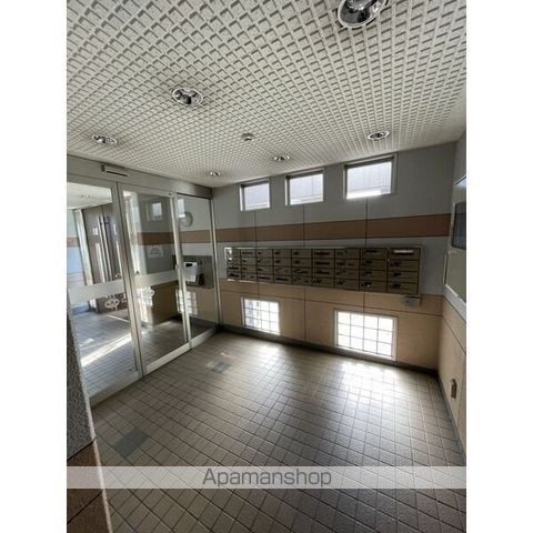 宝マンション高針原の玄関写真