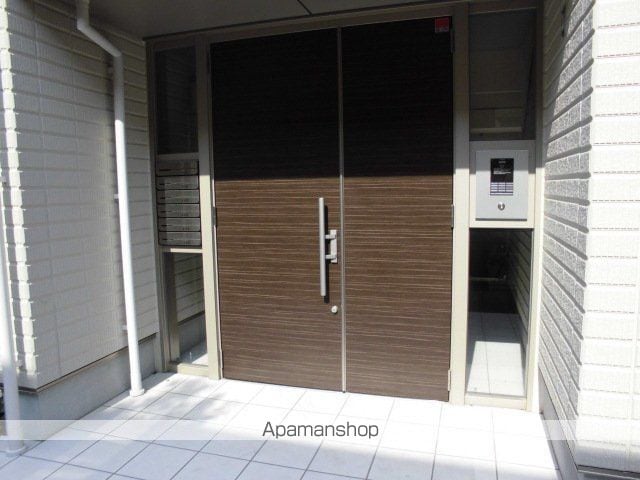 グランドべレオ田宮の玄関写真
