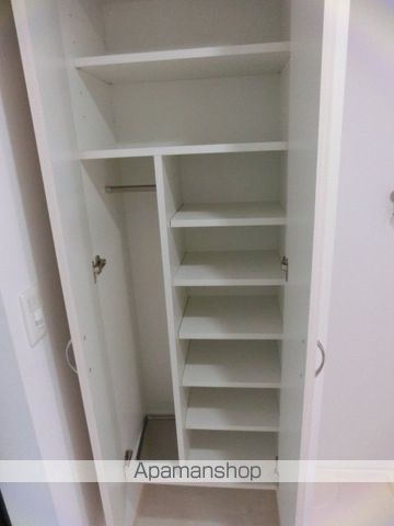 ラクラス新大阪の内装写真