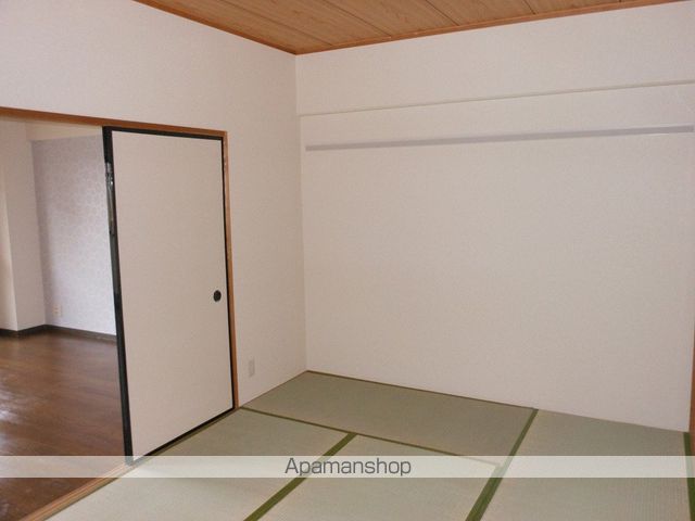 レイクアベニュー白鳥の内装写真