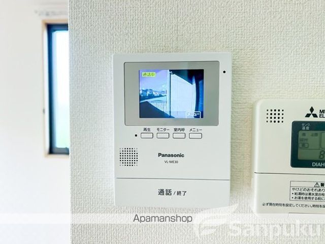 ディアス・パルモ一色の内装写真