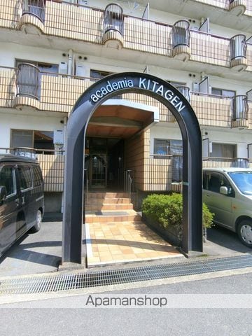ACADEMIAKITAGENの玄関写真