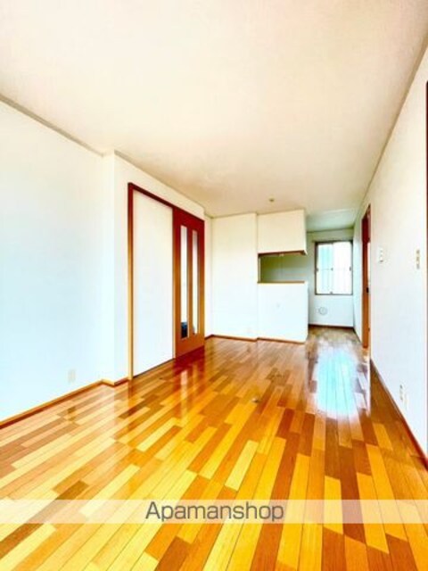 和歌山県和歌山市神前[2LDK/49.95m2]のリビング・居間