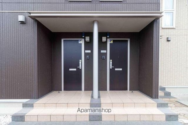 フルールSIIの玄関写真