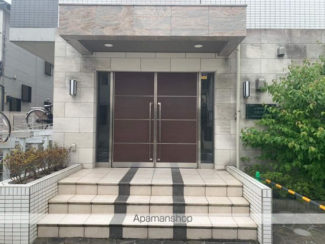 GROWS横浜妙蓮寺の玄関写真