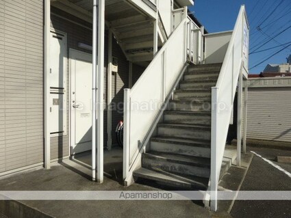 滋賀県近江八幡市鷹飼町[2DK/44.71m2]の共用部