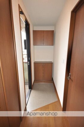 プレシャス[2LDK/57.72m2]の玄関