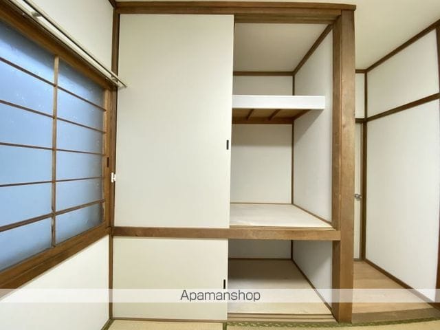 中央マンション1号棟の内装写真