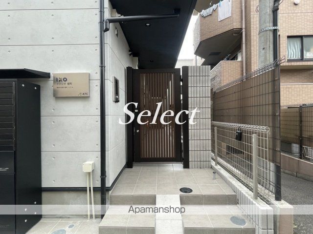 IXO榎町の玄関写真
