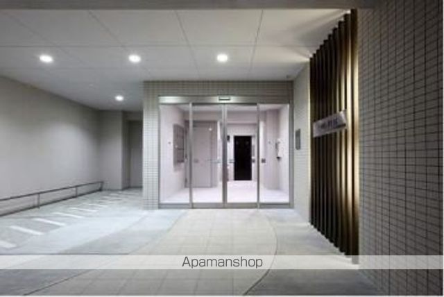 QUEENRICH新屋敷の玄関写真
