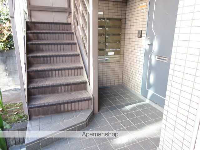 カトルセゾンの玄関写真