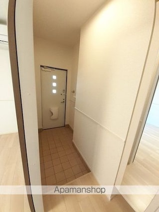 ボンヌ・ソワレ[1LDK/47.81m2]の玄関