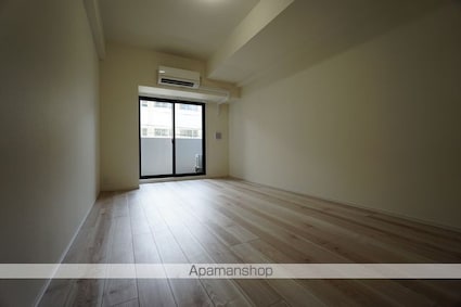 ＣＲＥＳＴ　ＴＡＰＰ金山[1K/29.97m2]のリビング・居間