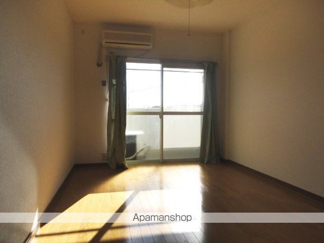 アザレアコーポA・B棟の内装写真