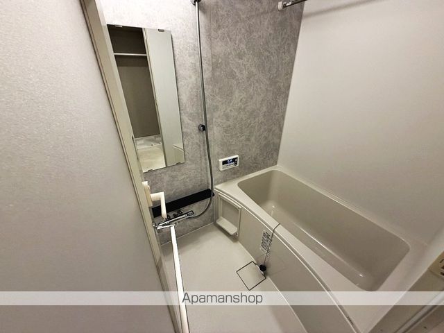 コンフォリア・リヴ東三国駅前ソルテラスの内装写真