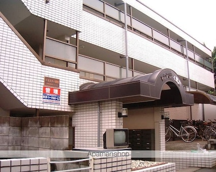 トラスティ鷺宮[1R/16.25m2]のエントランス1