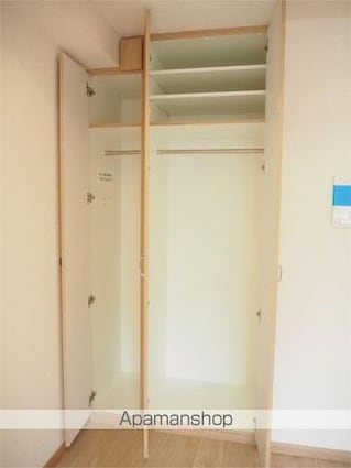 東京都新宿区原町３丁目[1K/25.69m2]の内装4
